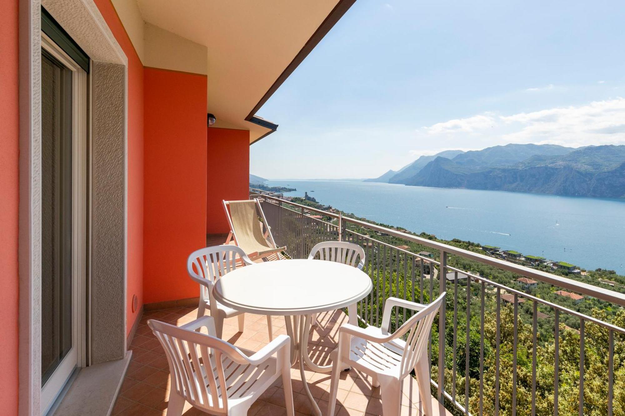 Casa Prea Apartments Мальчезине Экстерьер фото